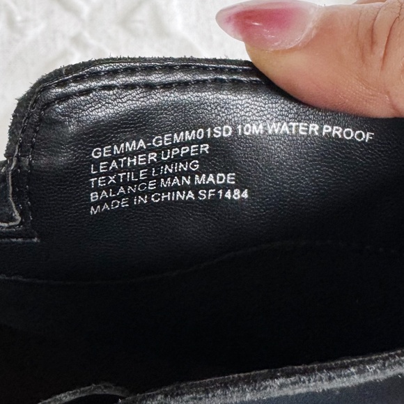 Blondo Ginelle Waterproof Bootie Size 10 New - Picture 7 of 10